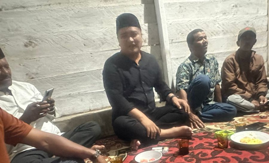 Calon Wakil Bupati Eka Saputra Temu Ramah Dengan Masyarakat Ujung Ketol Karang Ampar