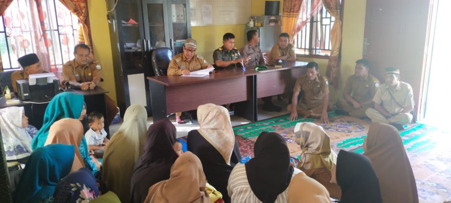Camat Wih Pesam Gagal Selesaikan Permasalahan di Kampung Suka Ramai Bawah