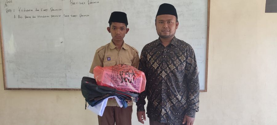 Dedikasi Susilwati Buat Siswa SMP Negeri 44 Takengon