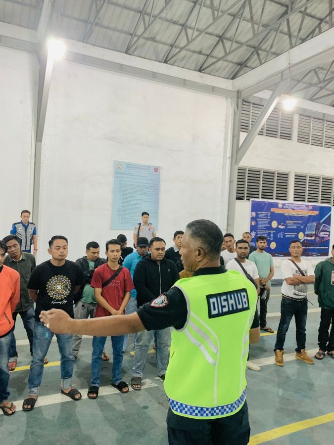 Dinas Perhubungan Aceh Tengah Lakukan Pemeriksaan Bus Pembawa Jamaah Haji