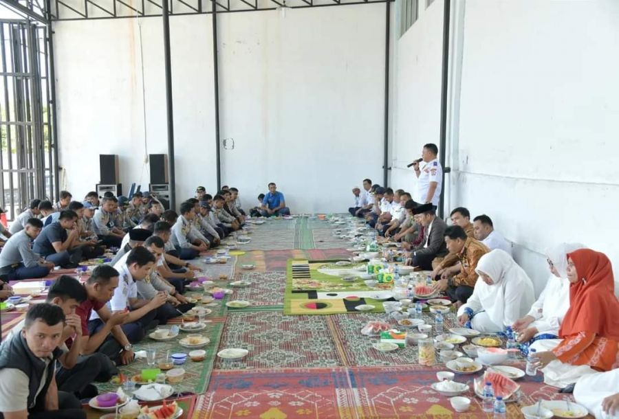 Hadiri Silaturahmi di Dishub, Pj. Bupati : Tingkatkan Terus Amal Ibadah Di Bulan Suci Ramadhan 