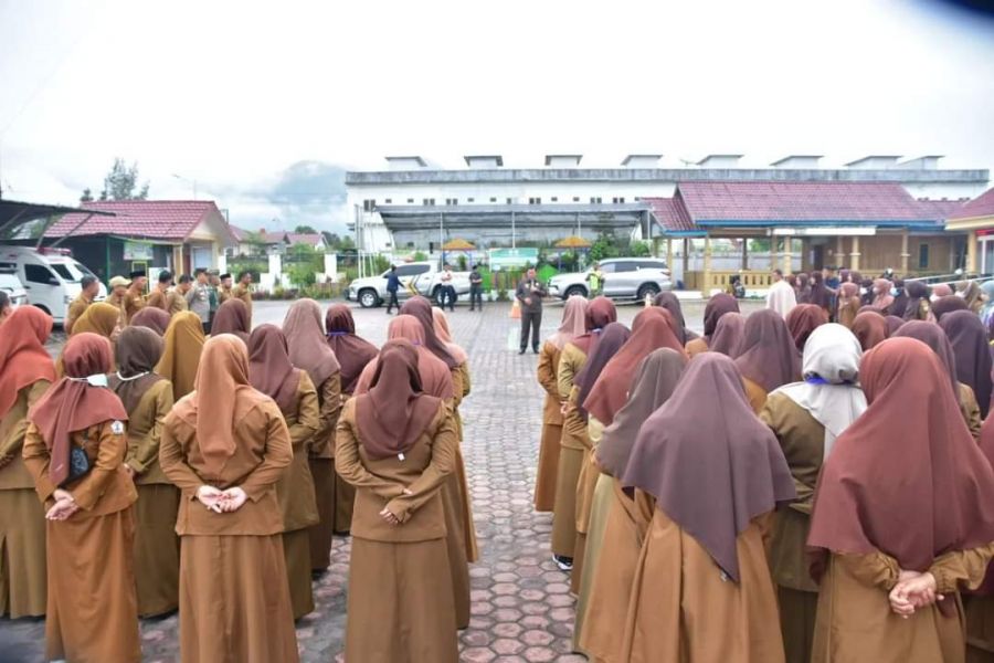 Jadi Pembina Apel, Pj. Bupati Bener Meriah Apresiasi Atas Predikat Paripurna Puskesmas Bukit