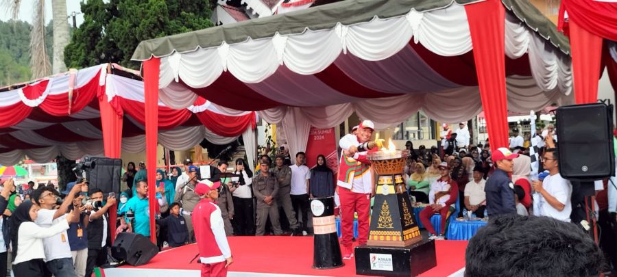 Masyarakat Aceh Tengah Antusias Sambut Api Obor PON XXI Aceh - Sumut