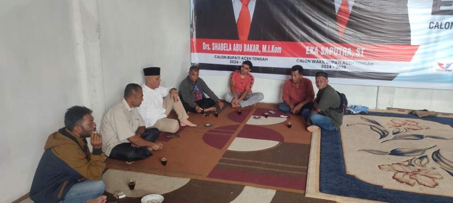 Masyarakat Pameu Bersilahturahmi Bersama Paslon 03 Shabela Abu Bakar - Eka Saputra