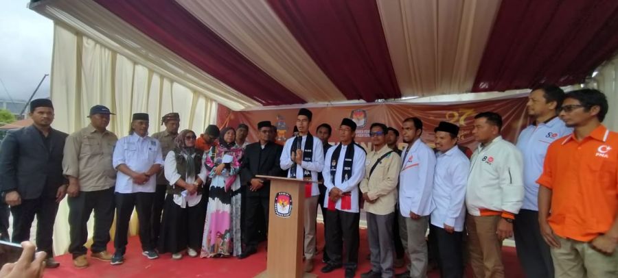 Pasangan Bardan Sahidi dan Karimansyah Resmi Mendaftar Sebagai Calon Bupati Aceh Tengah
