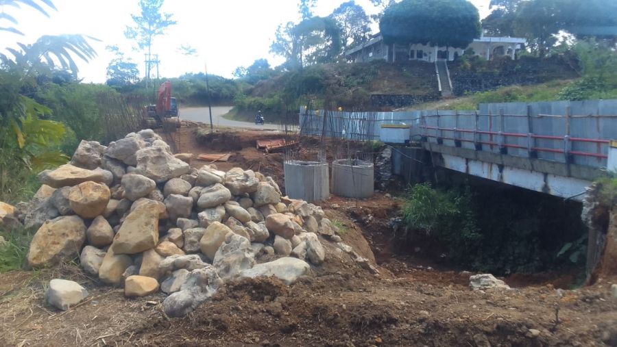 Pembangunan Jembatan, Diduga Proyek Siluman Nongol di Arul Cincin