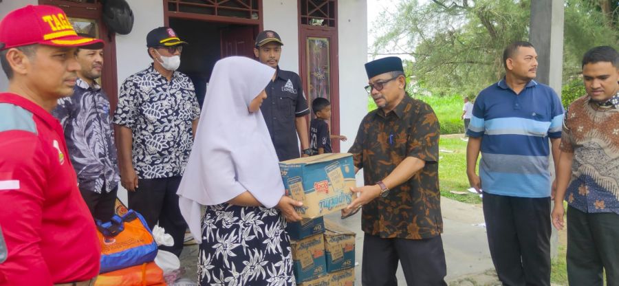 Pj. Walikota Langsa Bantu Korban Kebakaran di Gampong Baroh Langsa Lama