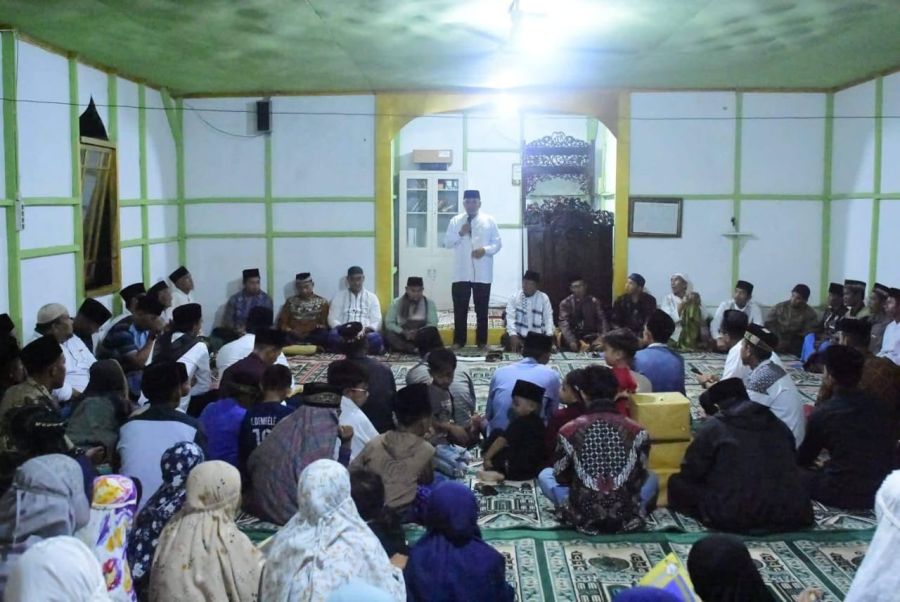 Safari Ramadhan Di Kampung Pantan Penyo, Wabup Muchsin Shalat Berjamaah Di Masjid Nurul Huda Yang Se