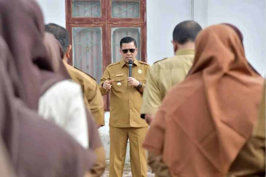 Usai Libur Bersama, Pj. Bupati Drs. Haili Yoga, M.Si Pimpin Apel Pagi Bersama 7 OPD